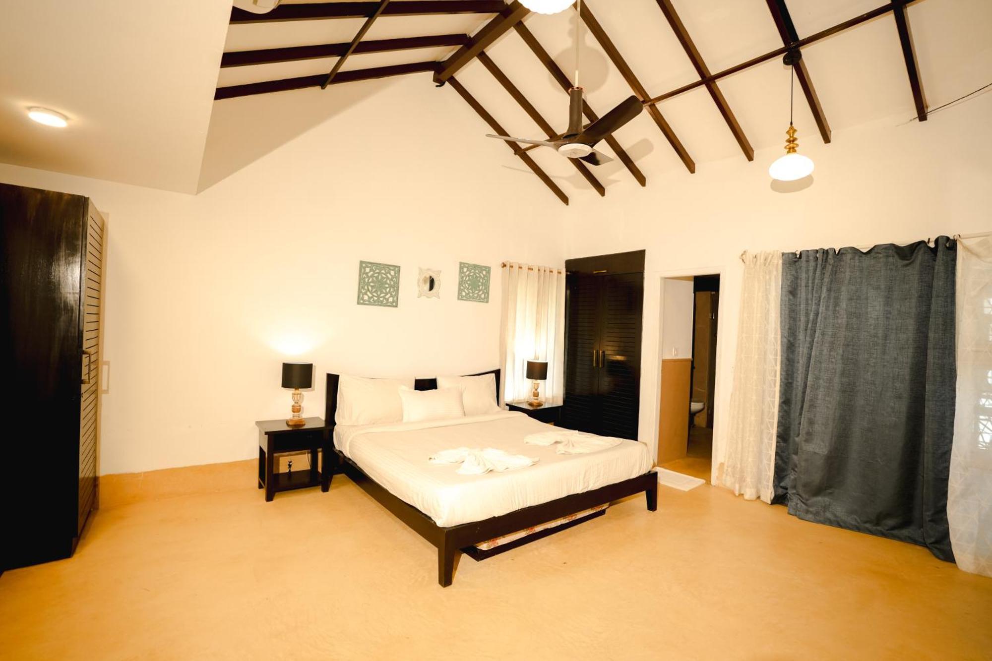 Villa M - Solitude 2 Candolim Goa 3Bhk, Pool Facing, Near Beach, Free Breakfast, Free Wifi And Prime Location ภายนอก รูปภาพ