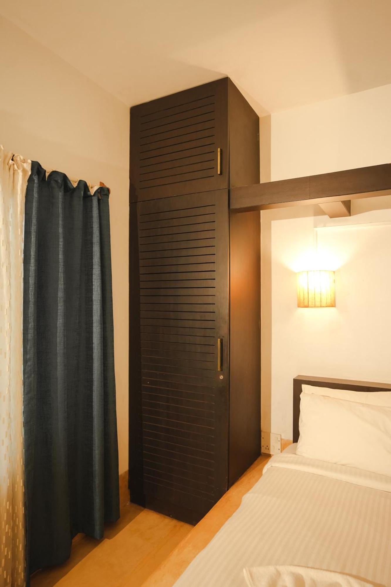 Villa M - Solitude 2 Candolim Goa 3Bhk, Pool Facing, Near Beach, Free Breakfast, Free Wifi And Prime Location ภายนอก รูปภาพ