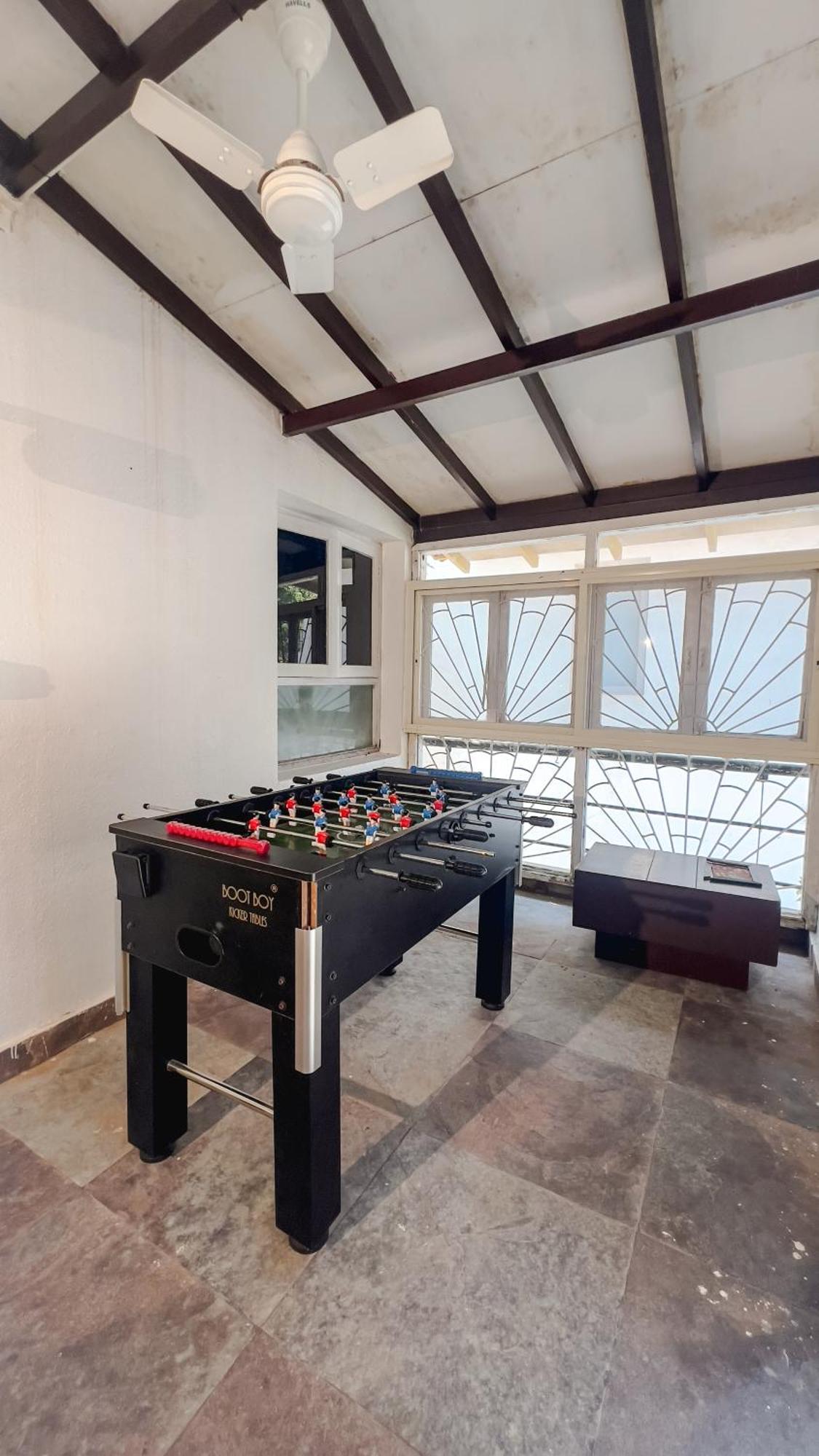 Villa M - Solitude 2 Candolim Goa 3Bhk, Pool Facing, Near Beach, Free Breakfast, Free Wifi And Prime Location ภายนอก รูปภาพ